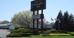 Harbor Base Pineapple Inn