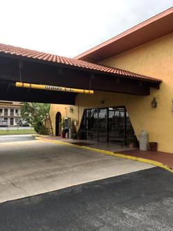 Red Carpet Inn