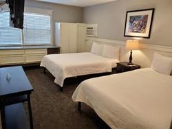 Coronado Island Inn