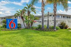 Motel 6 Santa Barbara Ca Beach