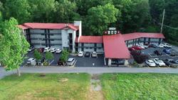 Bear Creek Inn