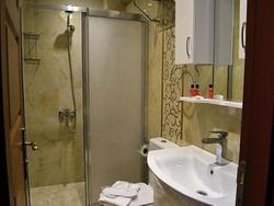 Peradise Hotel