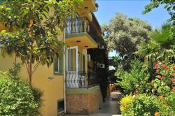 California Apart Hotel