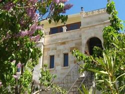 Elysa E Cave House