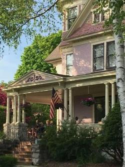 White Lace Inn