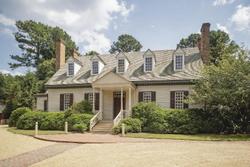 The Colonial Houses - A Colonial Williamsburg Hote