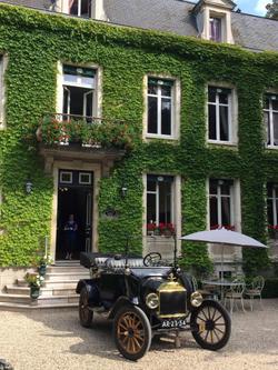 Chateau De Challanges