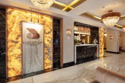 Danis Hotel