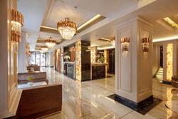 Danis Hotel