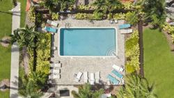 Crystal Bay Hotel
