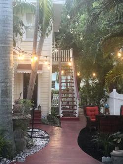 The Hibiscus House Bed And Breakfast