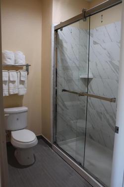 Express Inn & Suites - Bush Airport