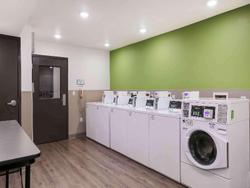 Woodspring Suites Providence