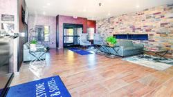 Cobblestone Hotel And Suites Janesville