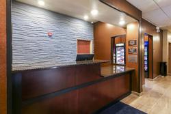 Cobblestone Inn & Suites at UW Stout Downtown Meno