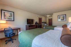 Cobblestone Hotel & Suites - Hutchinson