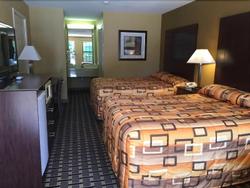 Executive Inn & Suites