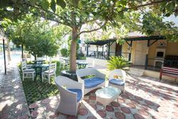 Dedeminn Garden Hotel