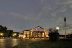 Wingfield Inn & Suites