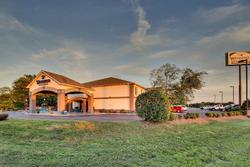 Wingfield Inn & Suites