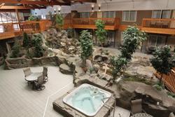 C'mon Inn Hotel & Suites