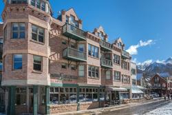 Hotel Columbia