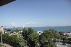 Sea House Suites