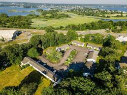 Founder's Brook Motel and Suites