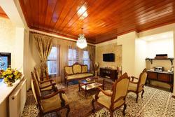 Elyka Hotel