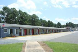 Roadway Inn