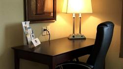 Evansville Inn & Suites by OYO