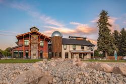 Compass Rose Lodge