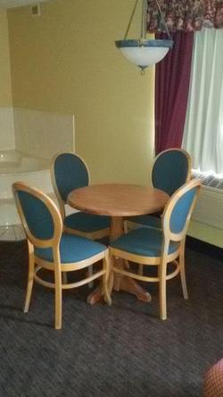 Grandstay Hotel And Suites