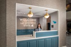 Hampton Inn & Suites Huntington Downtown
