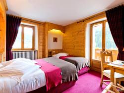 Logis Hotel La Croix Saint Maurice