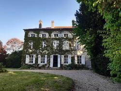 Logis Hotel Du Parc Pont a Mousson