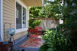 Walkable OTS Mid Century Condo-Pool