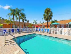 Bella Sirena Inn