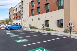 Comfort Suites Scottsdale Talking Stick Entertain