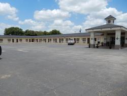 Pearsall Executive Inn
