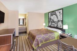 Super 8 By Wyndham Kingsville