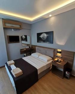 Nicer Hotel