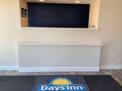 Days Inn by Wyndham Troy IL