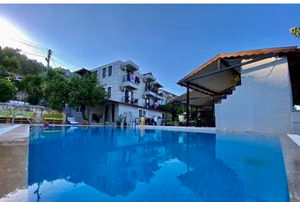 Tuthaliya Otel