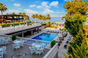 La Hoya Beach Hotel