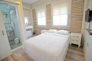 Karina Vineyard House
