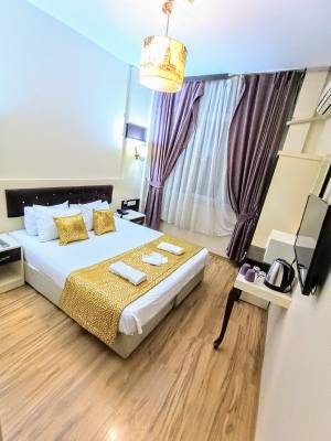 New Zade Apart Hotel
