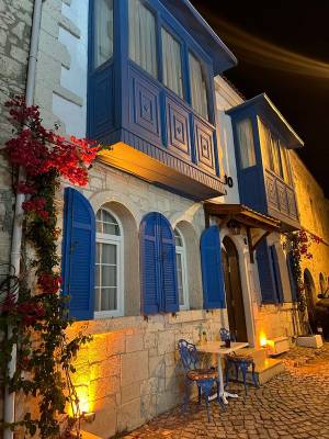 Paribo Alaçatı
