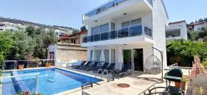 Villa Mko-01