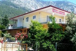 Karaöz Pansiyon